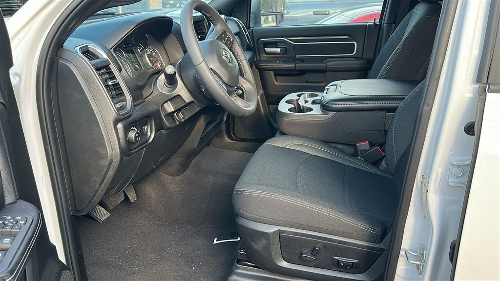 2025 RAM 2500 Big Horn Crew Cab 4x4 6'4' Box