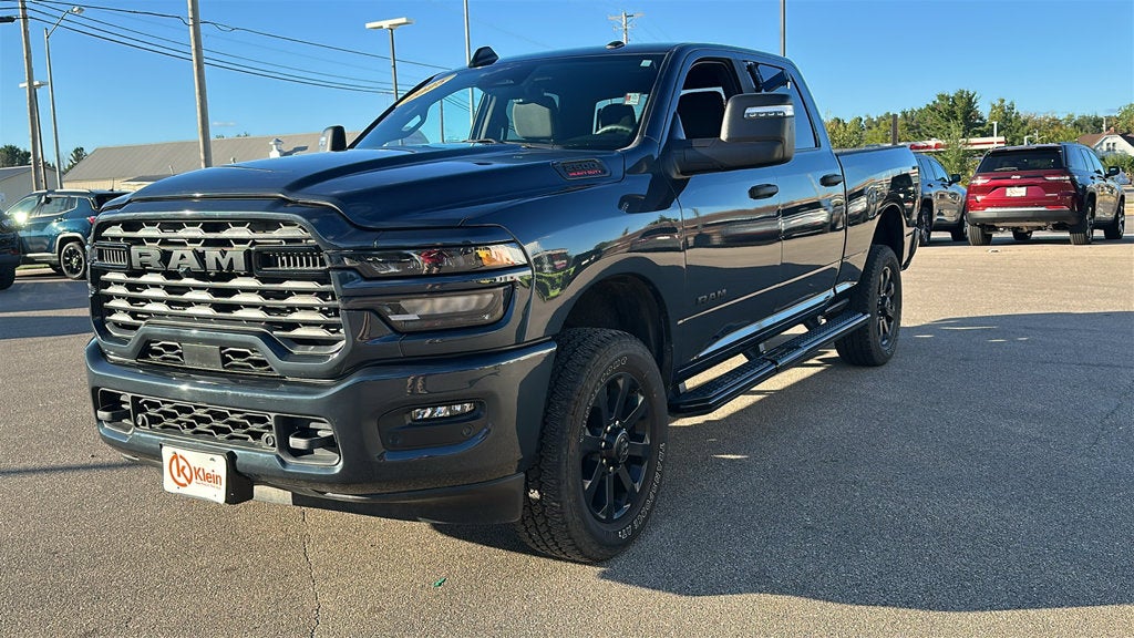 2025 RAM 2500 Big Horn Crew Cab 4x4 6'4' Box