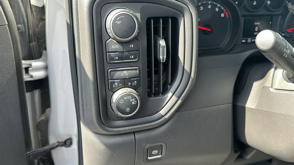 2022 Chevrolet Silverado 1500 LTD Custom Trail Boss